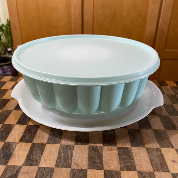 TUPPERWARE JELLO MOLD RINGS PRICE IS EACH - Picture 3 of 7